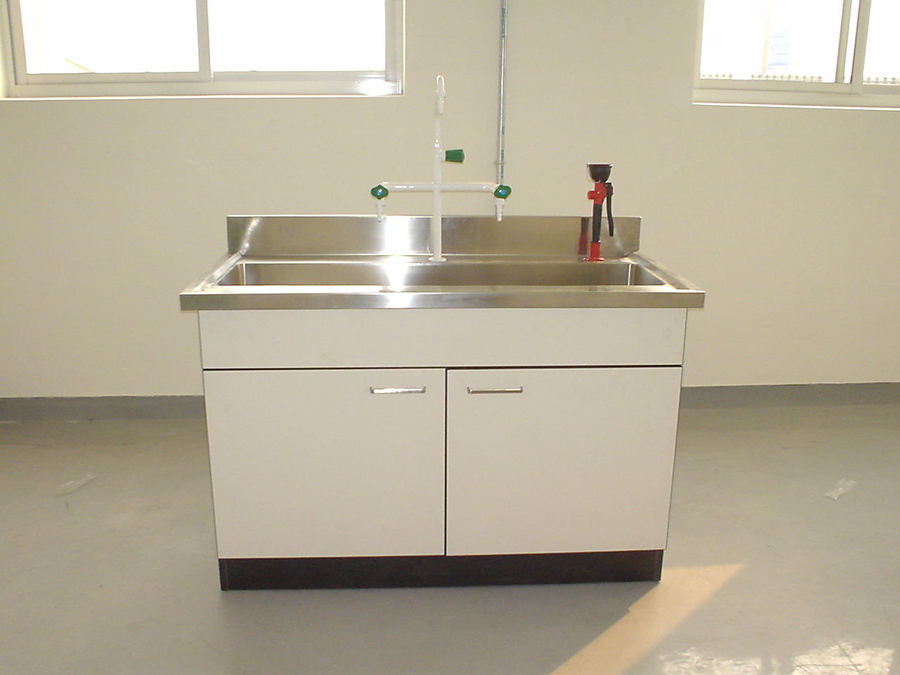 水斗臺——南通三菱麗陽