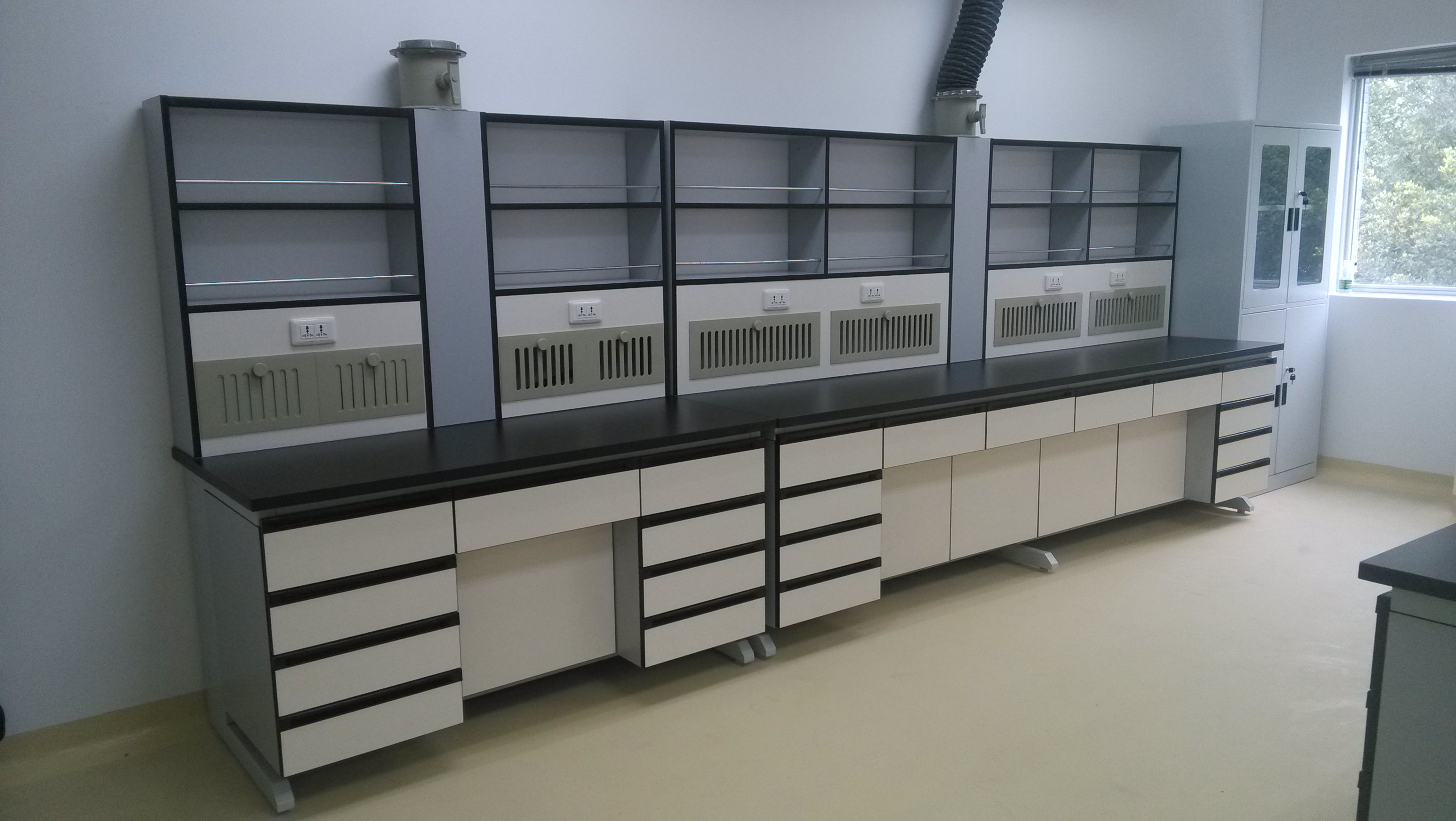 排風(fēng)實(shí)驗(yàn)邊臺