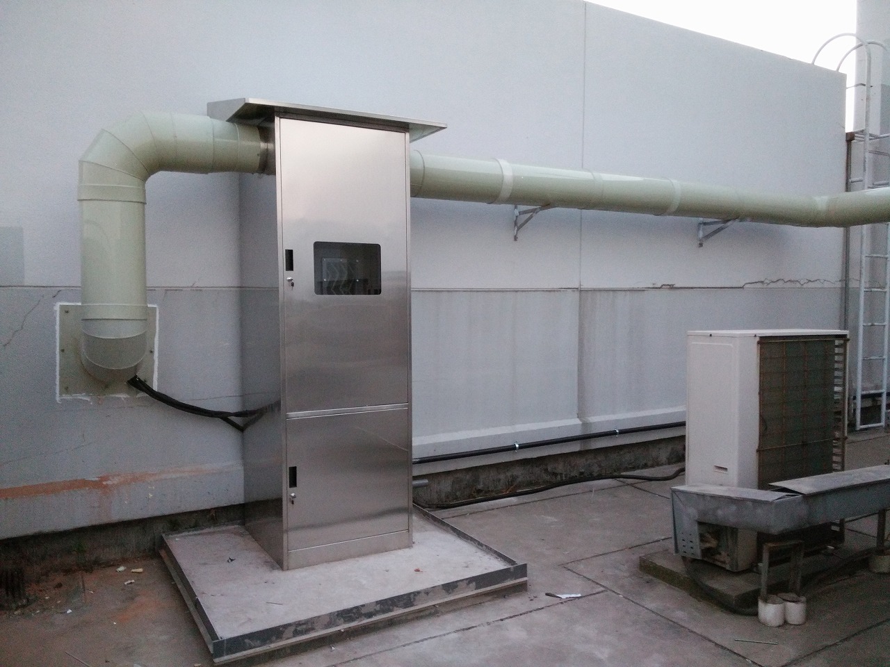 室外排風(fēng)過濾系統(tǒng)（小型）